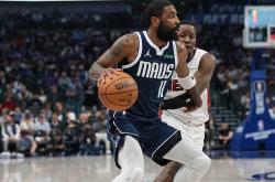 爱游戏体育-东契奇连续三场比赛得分超过表现优异，中国队不断突破！的简单介绍