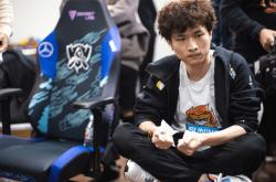 爱游戏体育-Karsa在DWG比赛中出色防守，高光表现引发热议！的简单介绍