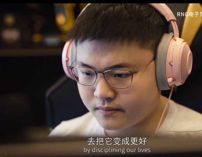 Uzi迎来三赛季出色发挥，巴塞罗那观众热烈欢呼！